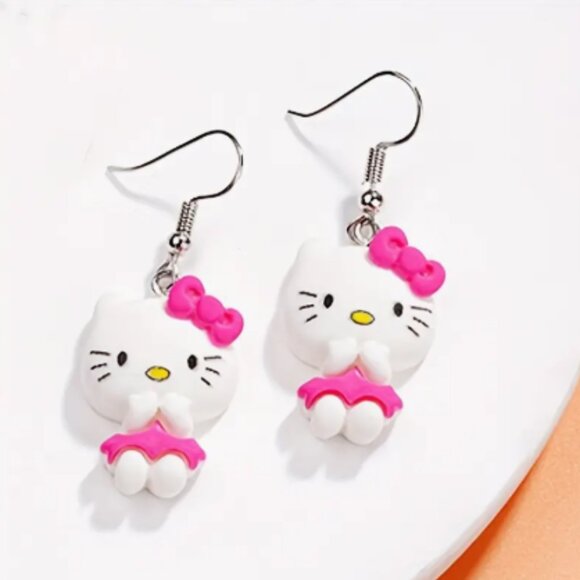 New Hello Kitty Dangle Earrings By Sanrio - Picture 1 of 1